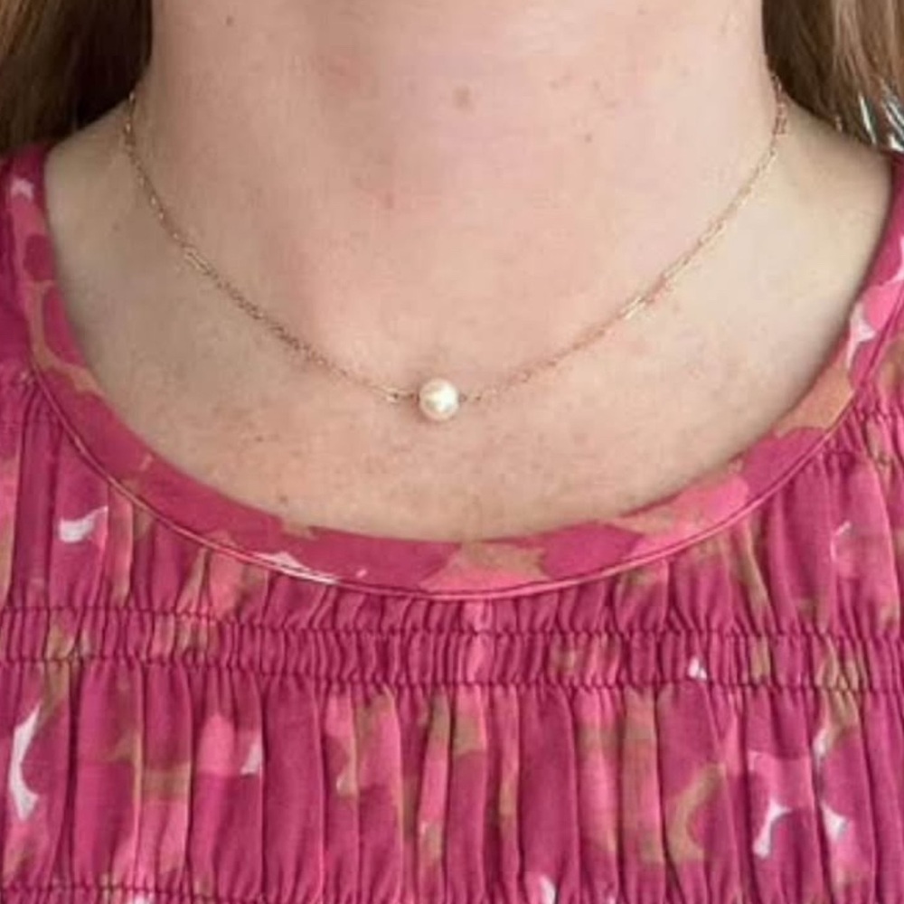 Vintage 90s Solid 14k Gold Petite Pearl Necklace